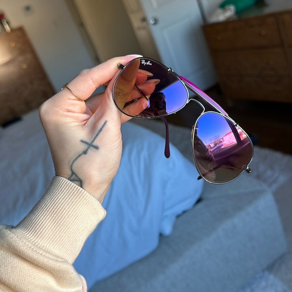 Ray bans purple aviator